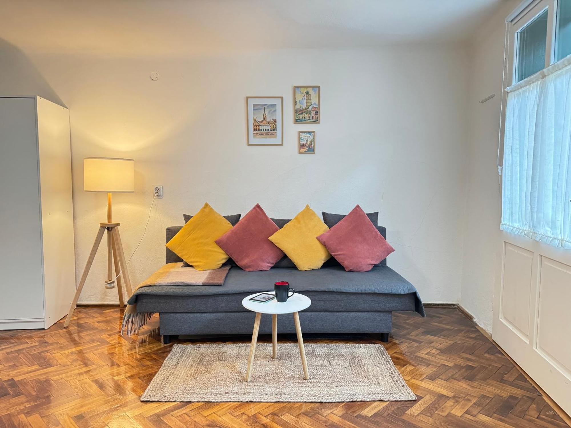 Charming Studio Ideal For Getaways Or Workations In Sibiu'S Medieval City Center Exterior foto